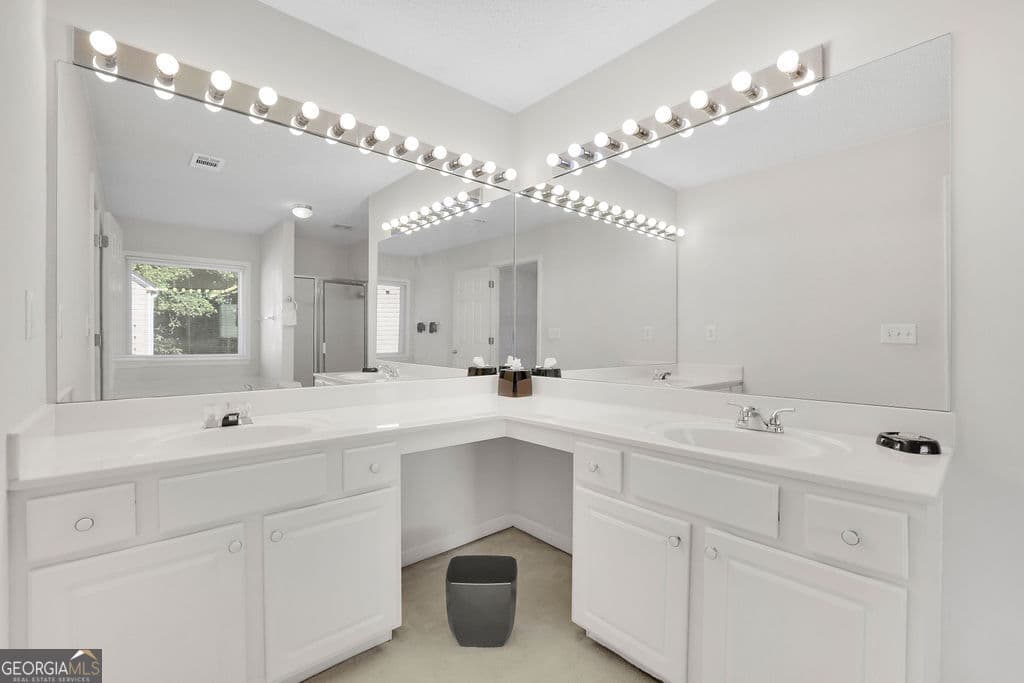 3 bedroom, 2.5 bathroom, 1,828 sq ft single family residence for sale at 480 Stambridge Court, Johns Creek, GA 30005 — photo 6
