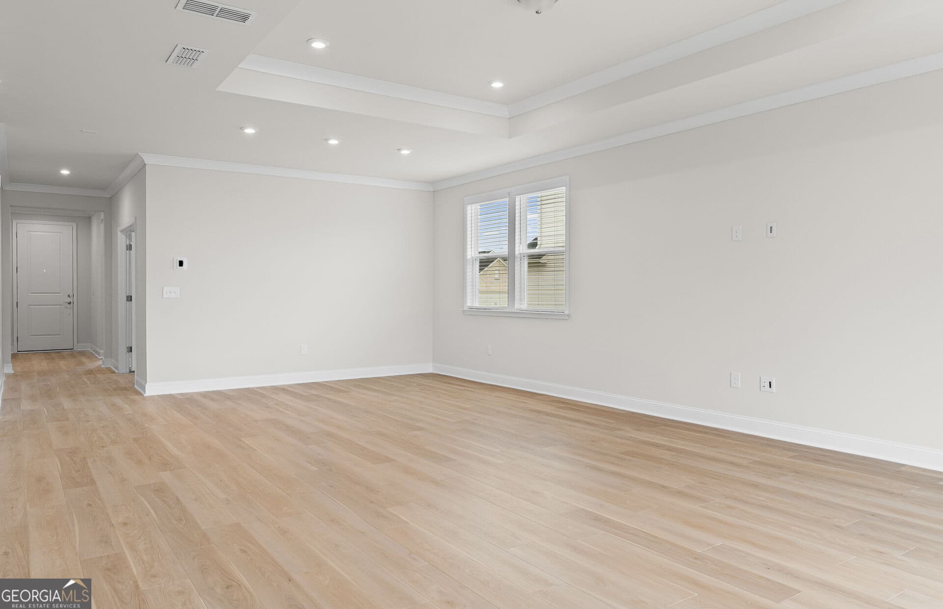 3 bedroom, 3 bathroom, 2,124 sq ft single family residence for sale at 134 Kenney Way, Locust Grove, GA 30248 — photo 7