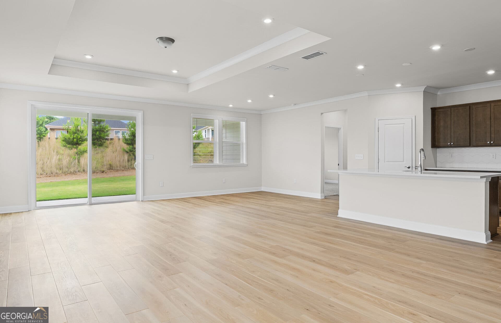 3 bedroom, 3 bathroom, 2,124 sq ft single family residence for sale at 134 Kenney Way, Locust Grove, GA 30248 — photo 9