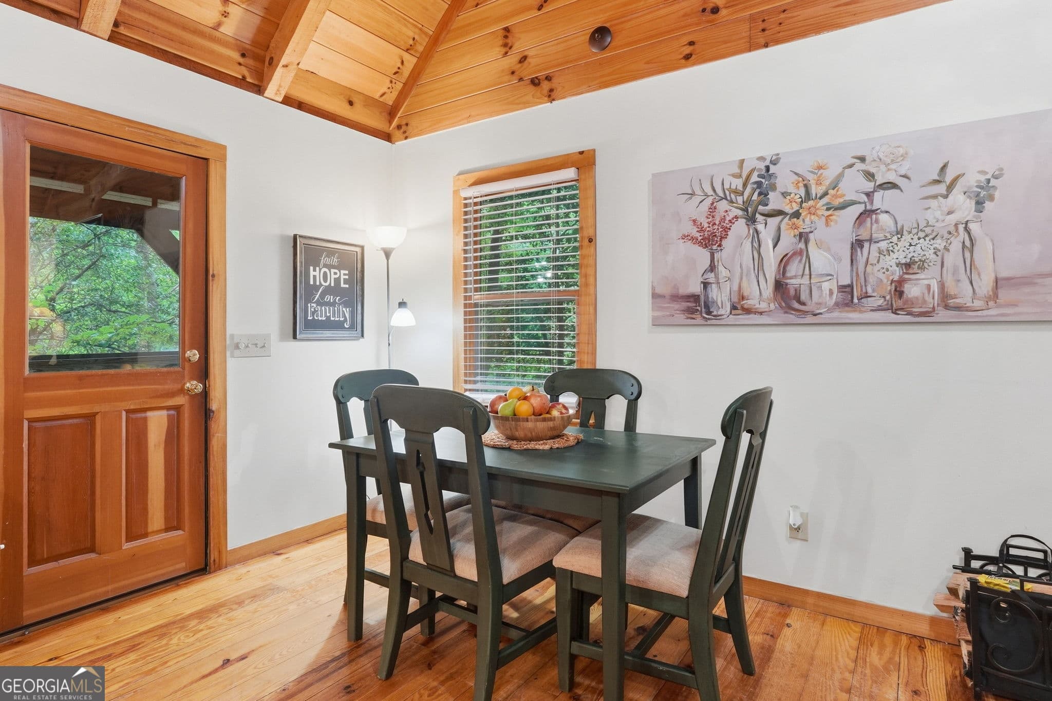 2 bedroom, 2 bathroom, 1,440 sq ft cabin,single family residence for sale at 409 Tate Creek Trail, Dahlonega, GA 30533 — photo 10