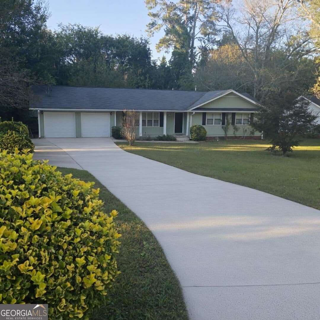 4 bedroom, 3 bathroom, 1,619 sq ft single family residence for rent at 175 Bristol Lane, Marietta, GA 30066 for $2,500 a month