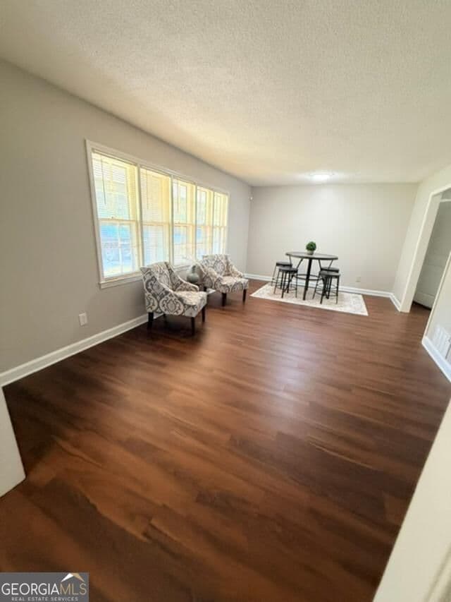 4 bedroom, 3 bathroom, 1,619 sq ft single family residence for rent at 175 Bristol Lane, Marietta, GA 30066 for $2,500 a month — photo 4