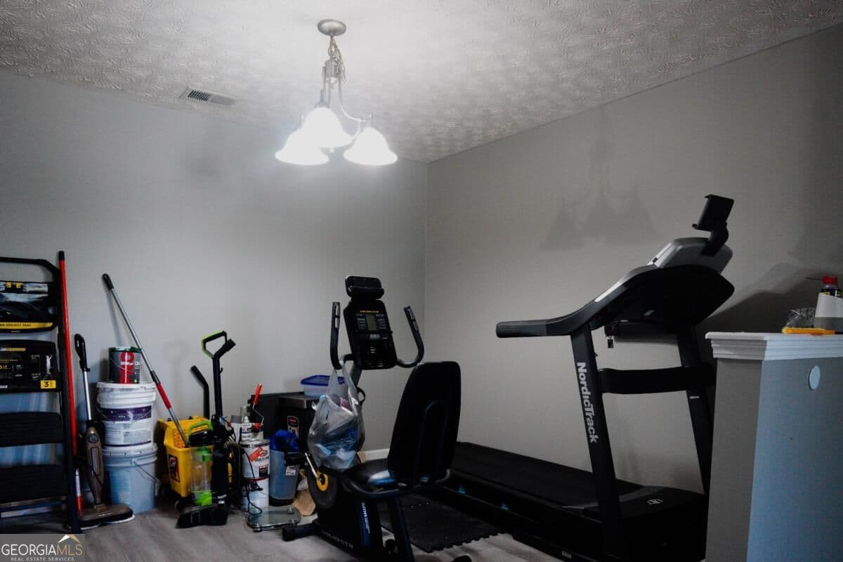 3 bedroom, 2 bathroom, 1,292 sq ft condominium for sale at 4201 Waldrop Place, Decatur, GA 30034 — photo 9