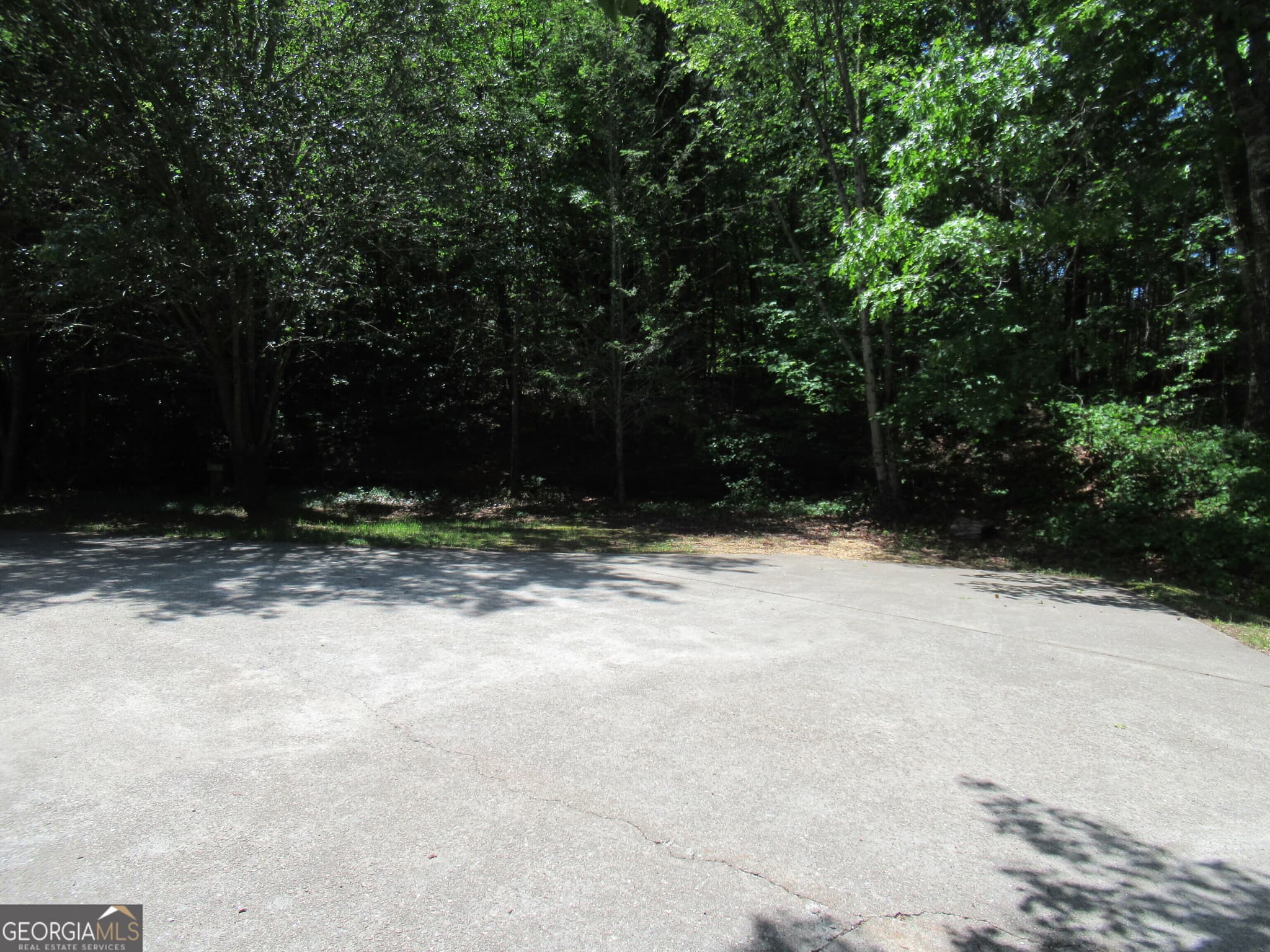 3 bedroom, 4.5 bathroom, 3,916 sq ft single family residence for sale at 620 Mount Pleasant Church Road, Cleveland, GA 30528 — photo 6
