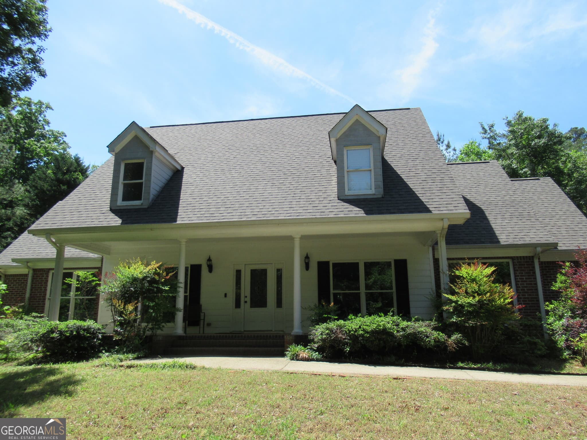 3 bedroom, 4.5 bathroom, 3,916 sq ft single family residence for sale at 620 Mount Pleasant Church Road, Cleveland, GA 30528 — photo 1 of 81