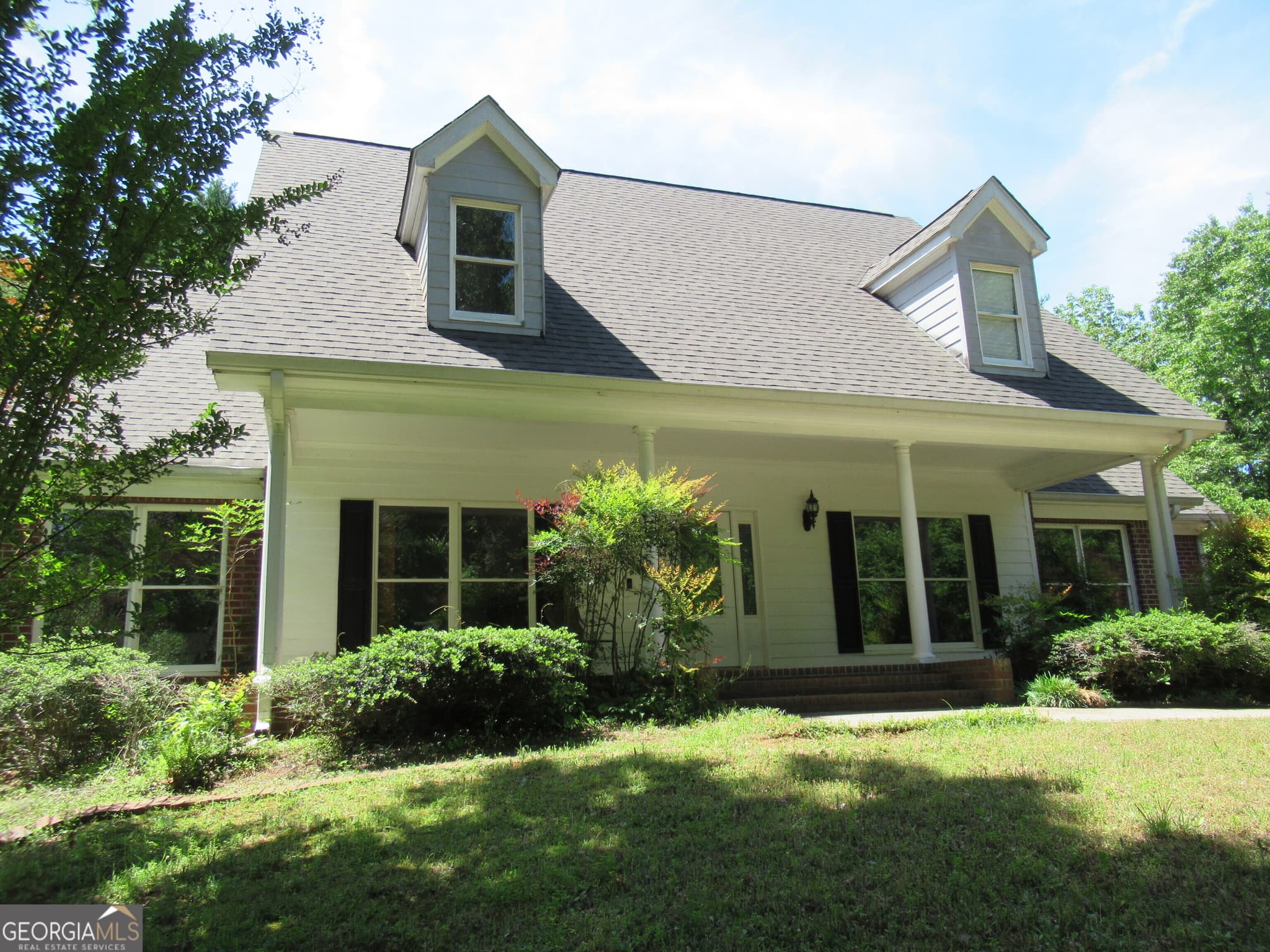 3 bedroom, 4.5 bathroom, 3,916 sq ft single family residence for sale at 620 Mount Pleasant Church Road, Cleveland, GA 30528 — photo 5