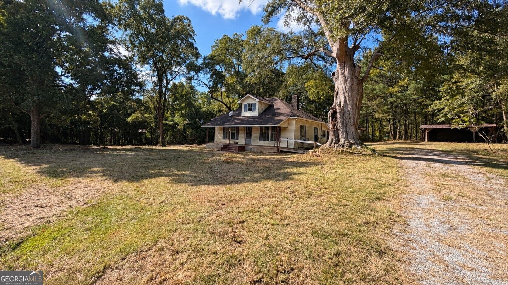 3 bedroom, 1 bathroom, 1,324 sq ft single family residence for sale at 721 Pleasant Grove Road, Lineville, AL 36266 — photo 2