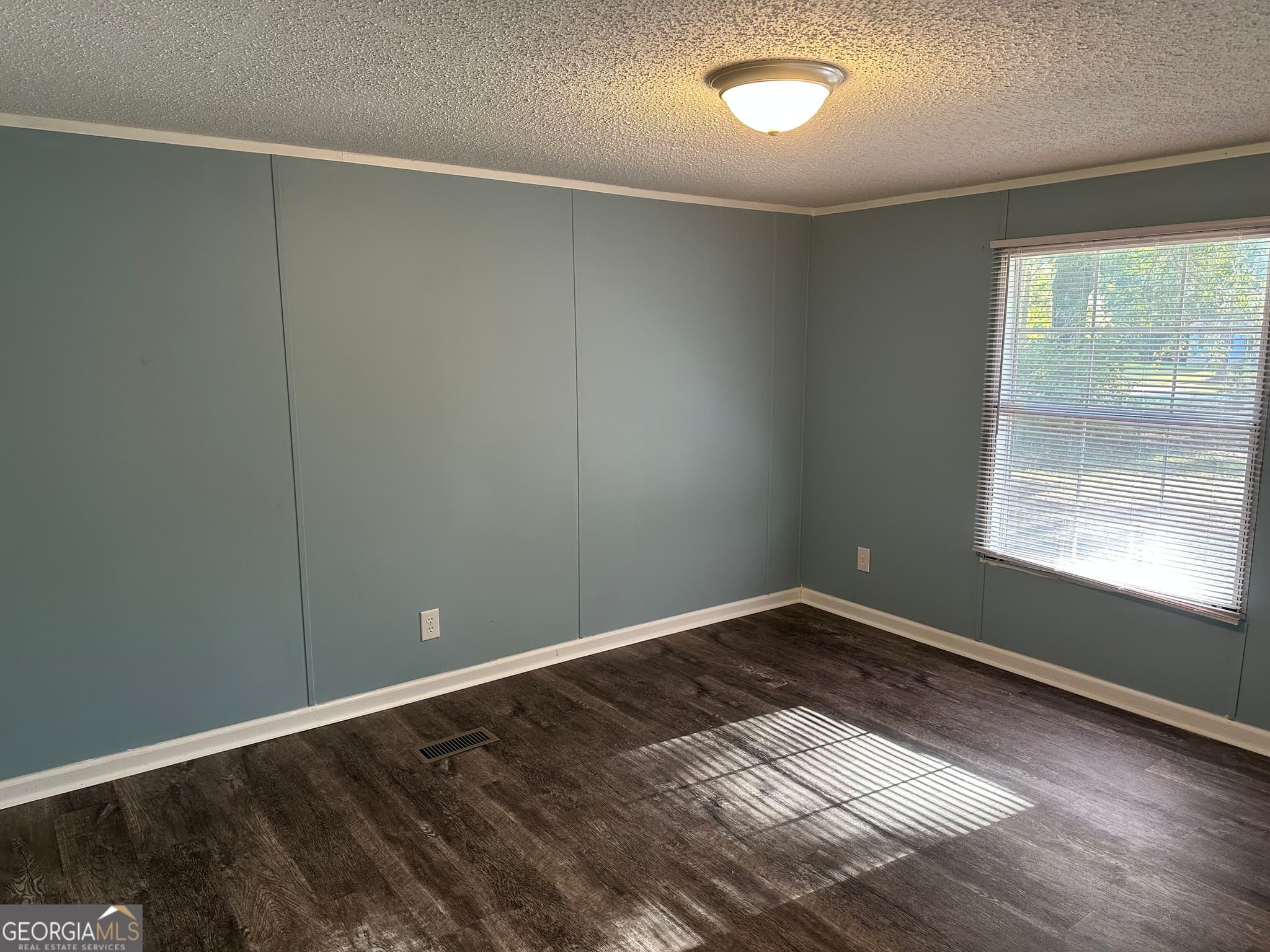 4 bedroom, 2 bathroom manufactured home,single family residence for sale at 224 Possum, Guyton, GA 31312 — photo 6