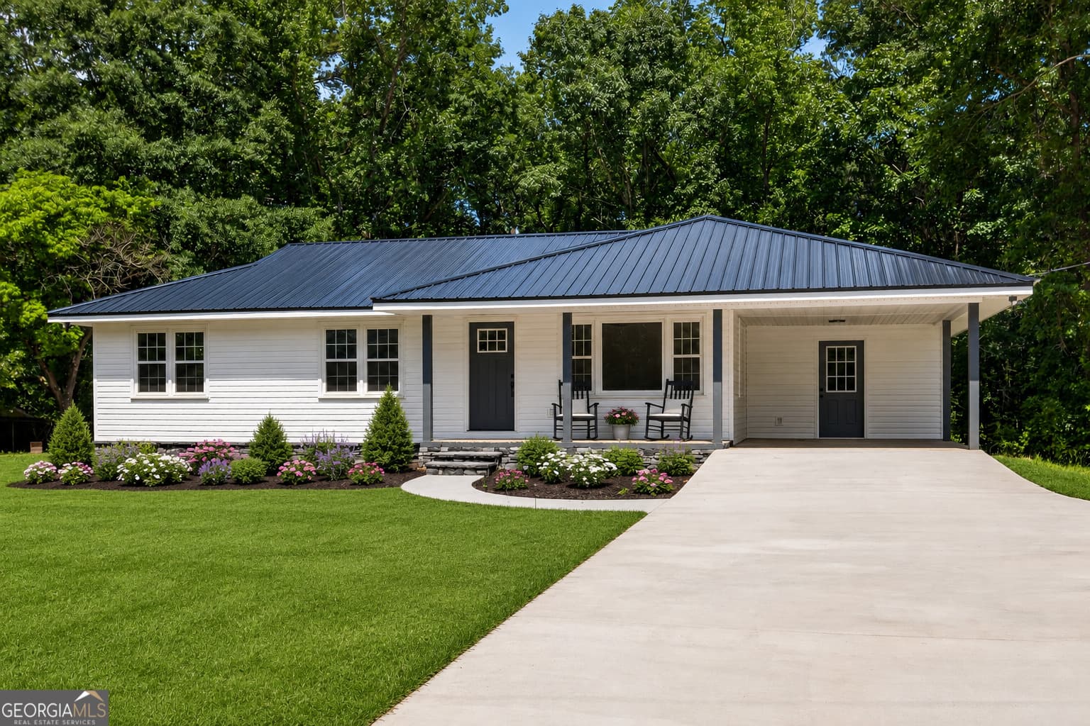 3 bedroom, 1 bathroom, 1,273 sq ft single family residence for sale at 239 Wilcox Road, Lagrange, GA 30241