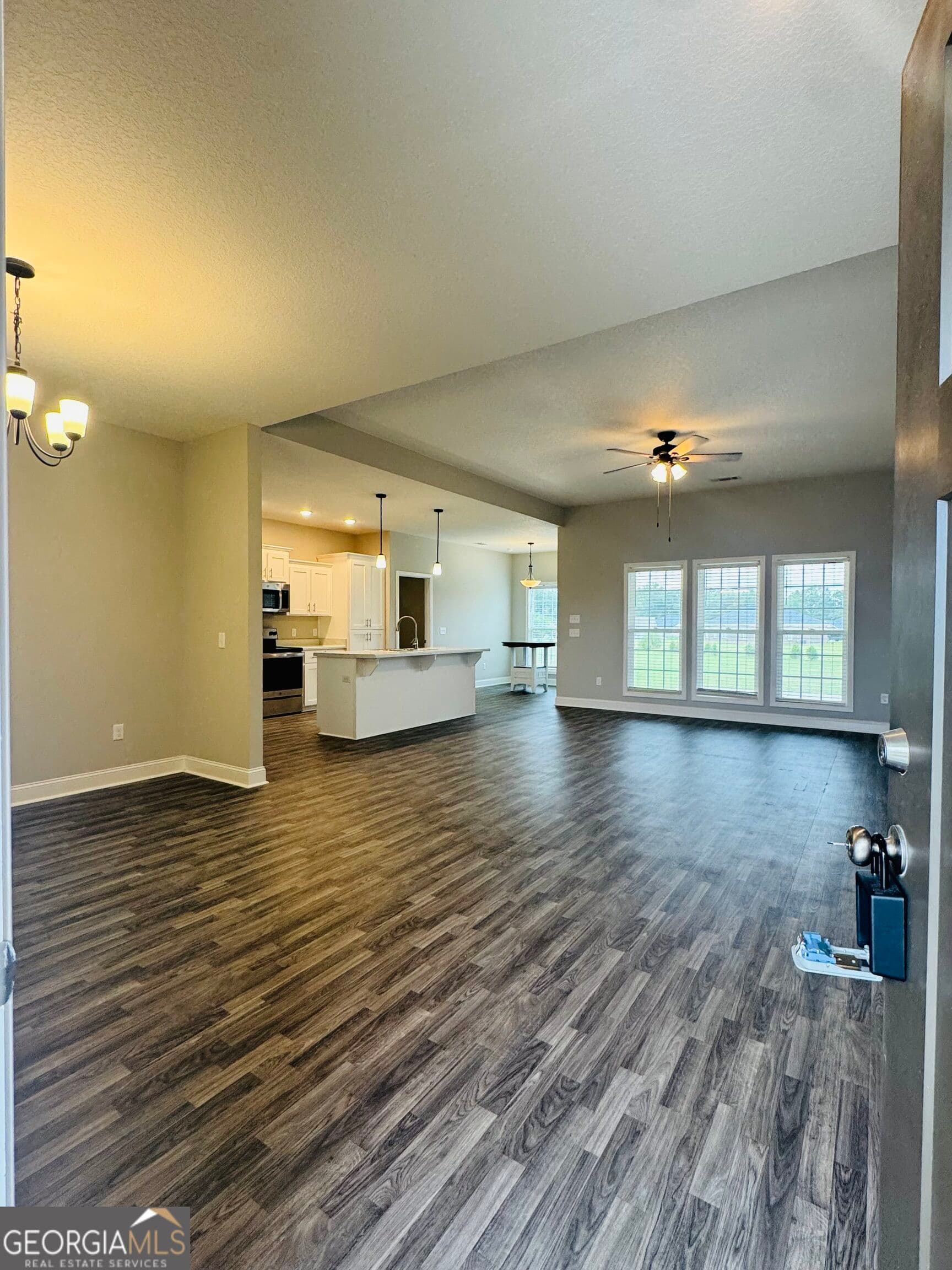 3 bedroom, 2 bathroom, 1,694 sq ft single family residence for sale at 316 Old Rockdale Drive, Statesboro, GA 30461 — photo 8