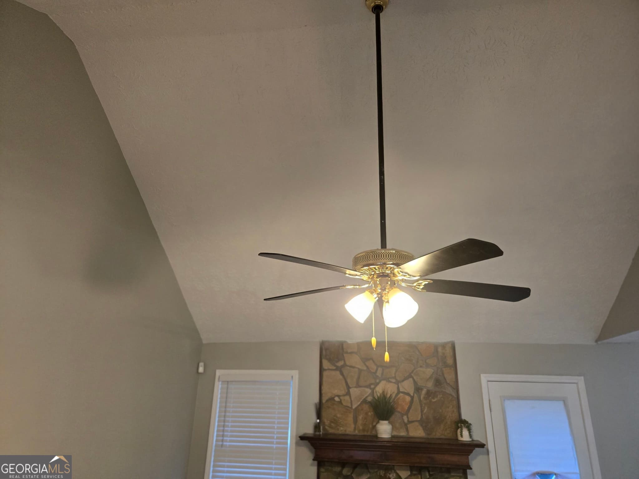 3 bedroom, 2 bathroom, 2,171 sq ft single family residence for sale at 4809 CEDAR LAKE Drive, Conyers, GA 30094 — photo 7