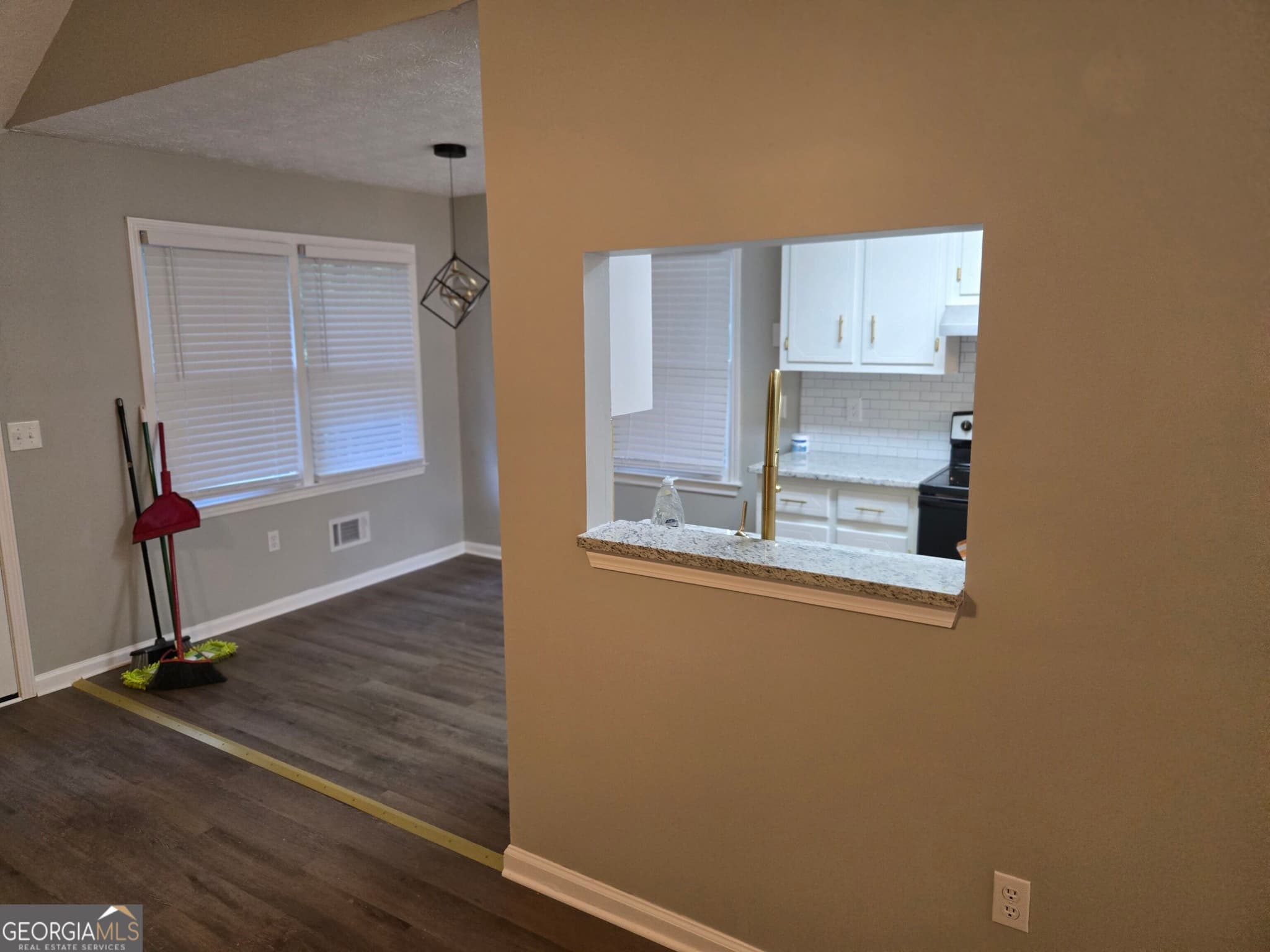 3 bedroom, 2 bathroom, 2,171 sq ft single family residence for sale at 4809 CEDAR LAKE Drive, Conyers, GA 30094 — photo 10