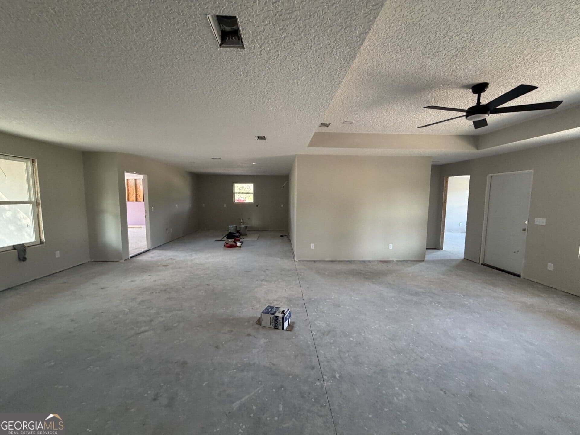 3 bedroom, 2 bathroom, 1,654 sq ft single family residence for sale at 216 Satilla Sands Drive, Waynesville, GA 31566 — photo 2