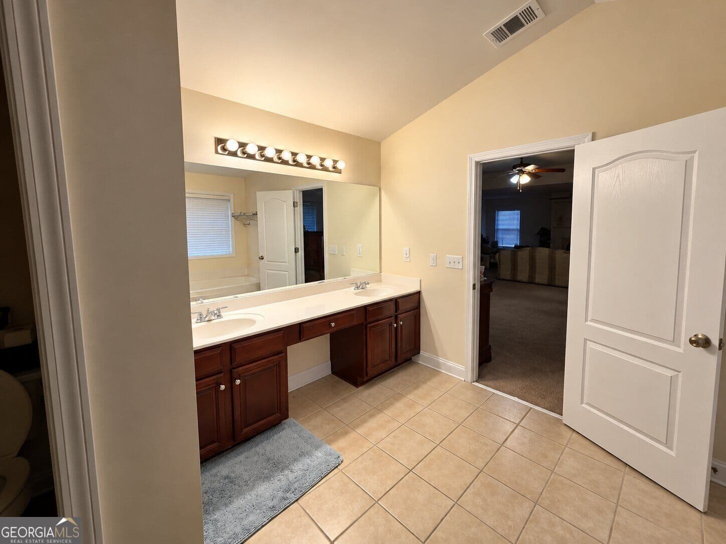 6 bedroom, 5 bathroom, 4,895 sq ft single family residence for sale at 3825 Kings Bridge Drive, Douglasville, GA 30135 — photo 10