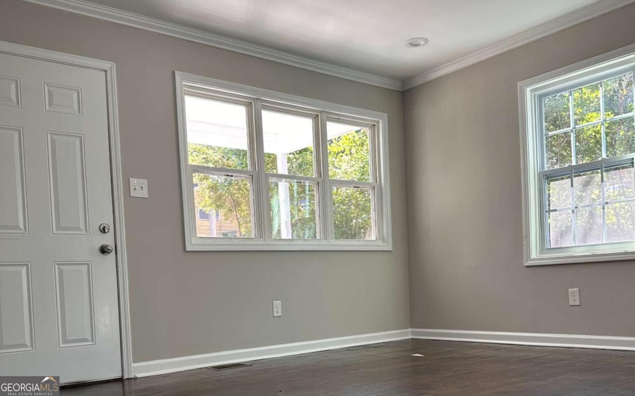 3 bedroom, 2 bathroom single family residence for sale at 197 Upshaw Street, Atlanta, GA 30315 — photo 3