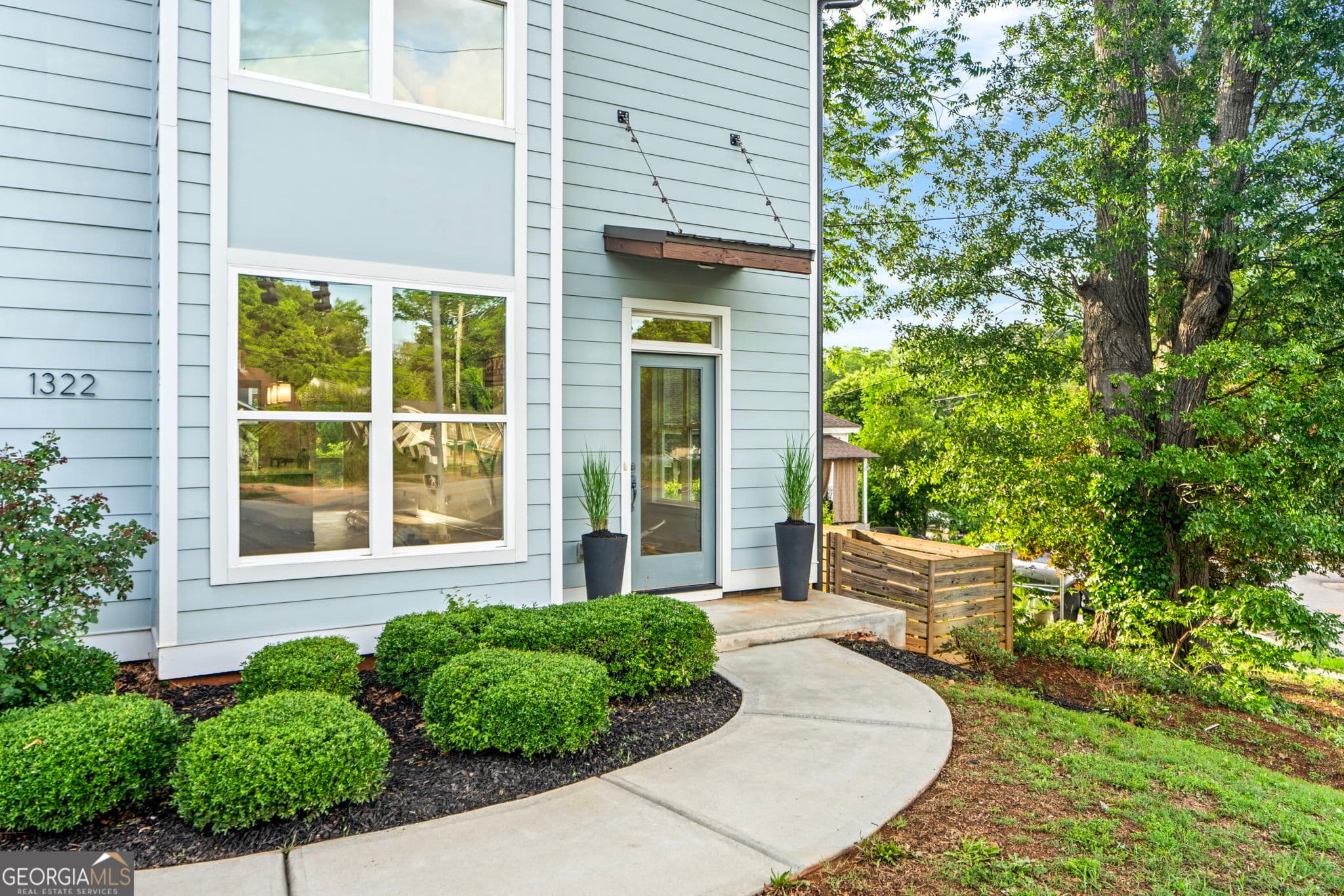 3 bedroom, 2.5 bathroom, 1,880 sq ft single family residence for sale at 1322 W Hancock Avenue, Athens, GA 30606 — photo 7