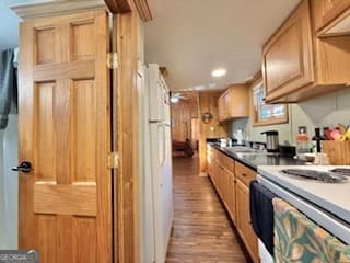 2 bedroom, 1 bathroom, 567 sq ft cabin,manufactured home,single family residence for sale at 462 River Vista Drive, Dillard, GA 30537 — photo 10