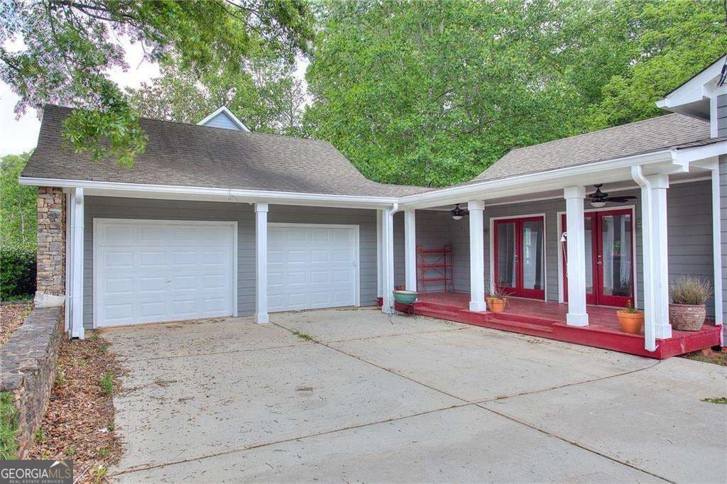 5 bedroom, 2 bathroom, 1,765 sq ft single family residence for rent at 2067 Brockett Road, Tucker, GA 30084 for $2,495 a month — photo 2