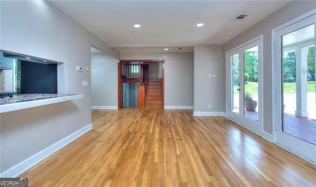 5 bedroom, 2 bathroom, 1,765 sq ft single family residence for rent at 2067 Brockett Road, Tucker, GA 30084 for $2,495 a month — photo 6