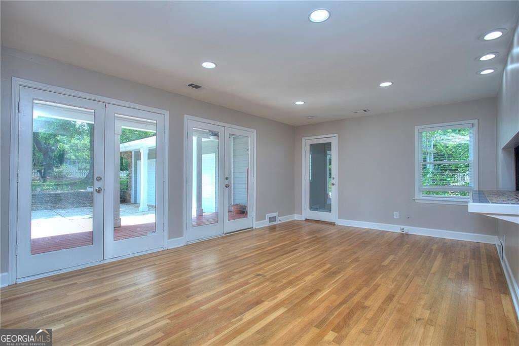 5 bedroom, 2 bathroom, 1,765 sq ft single family residence for rent at 2067 Brockett Road, Tucker, GA 30084 for $2,495 a month — photo 8