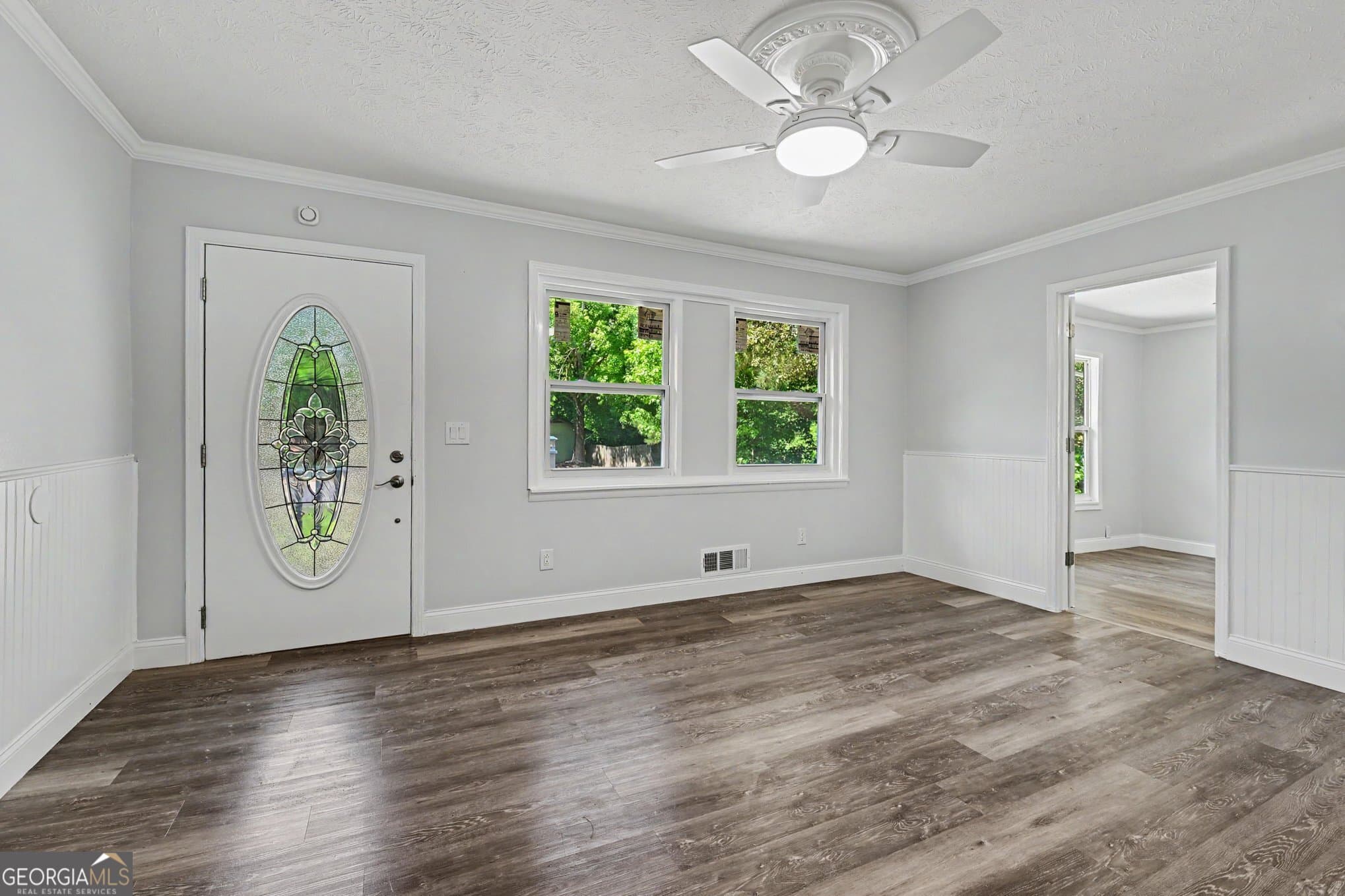 6 bedroom, 2.5 bathroom single family residence for sale at 7348 Mockingbird Trail, Riverdale, GA 30274 — photo 4