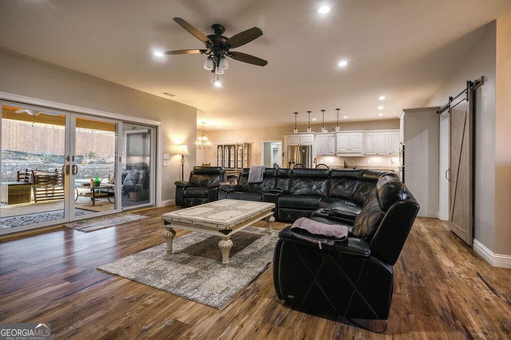3 bedroom, 3 bathroom, 2,303 sq ft single family residence for sale at 52 Ivy Ridge Court, Blue Ridge, GA 30513 — photo 5