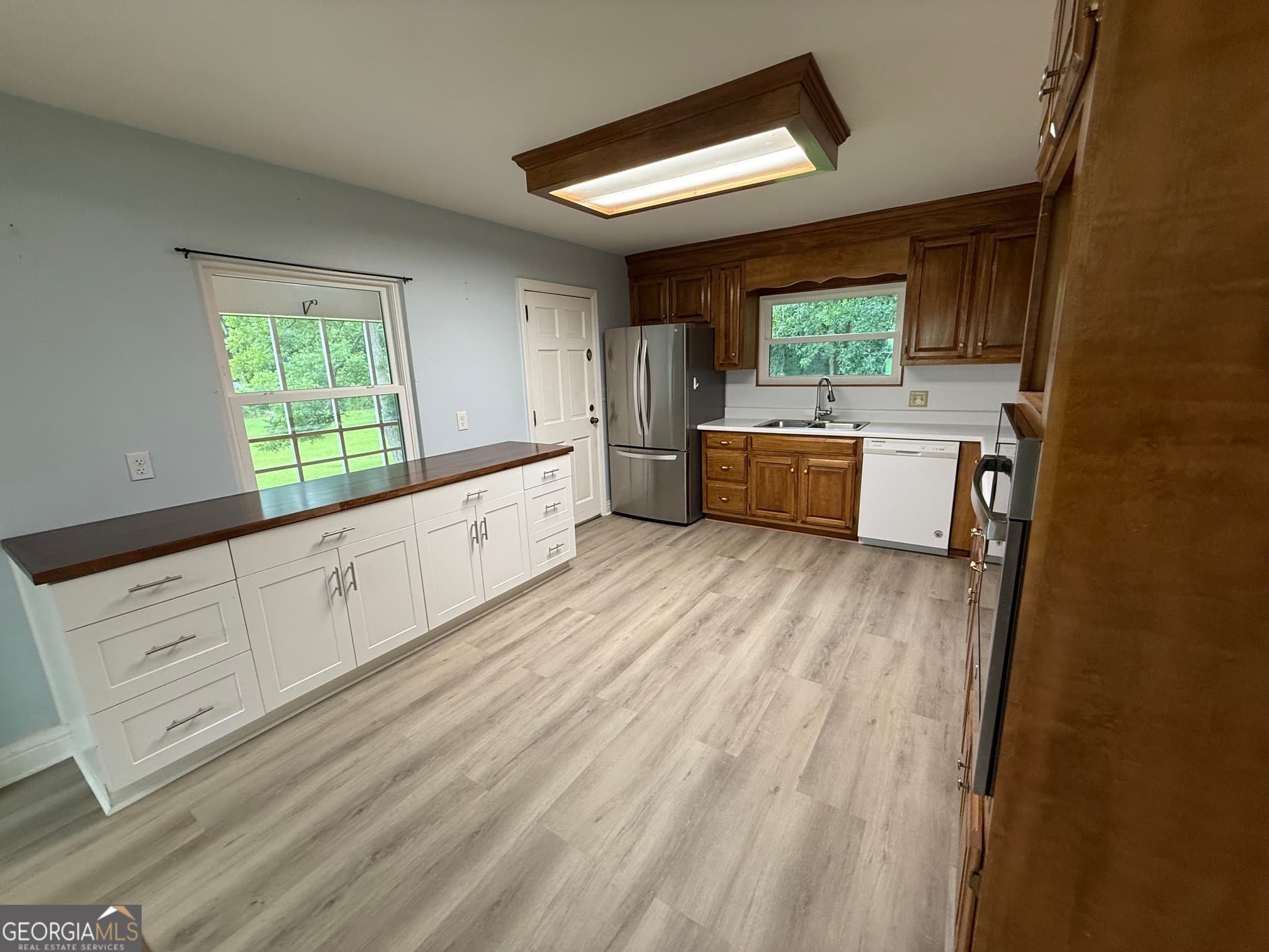 6 bedroom, 3 bathroom, 2,448 sq ft single family residence for sale at 706 Hill Street, Thomaston, GA 30286 — photo 8