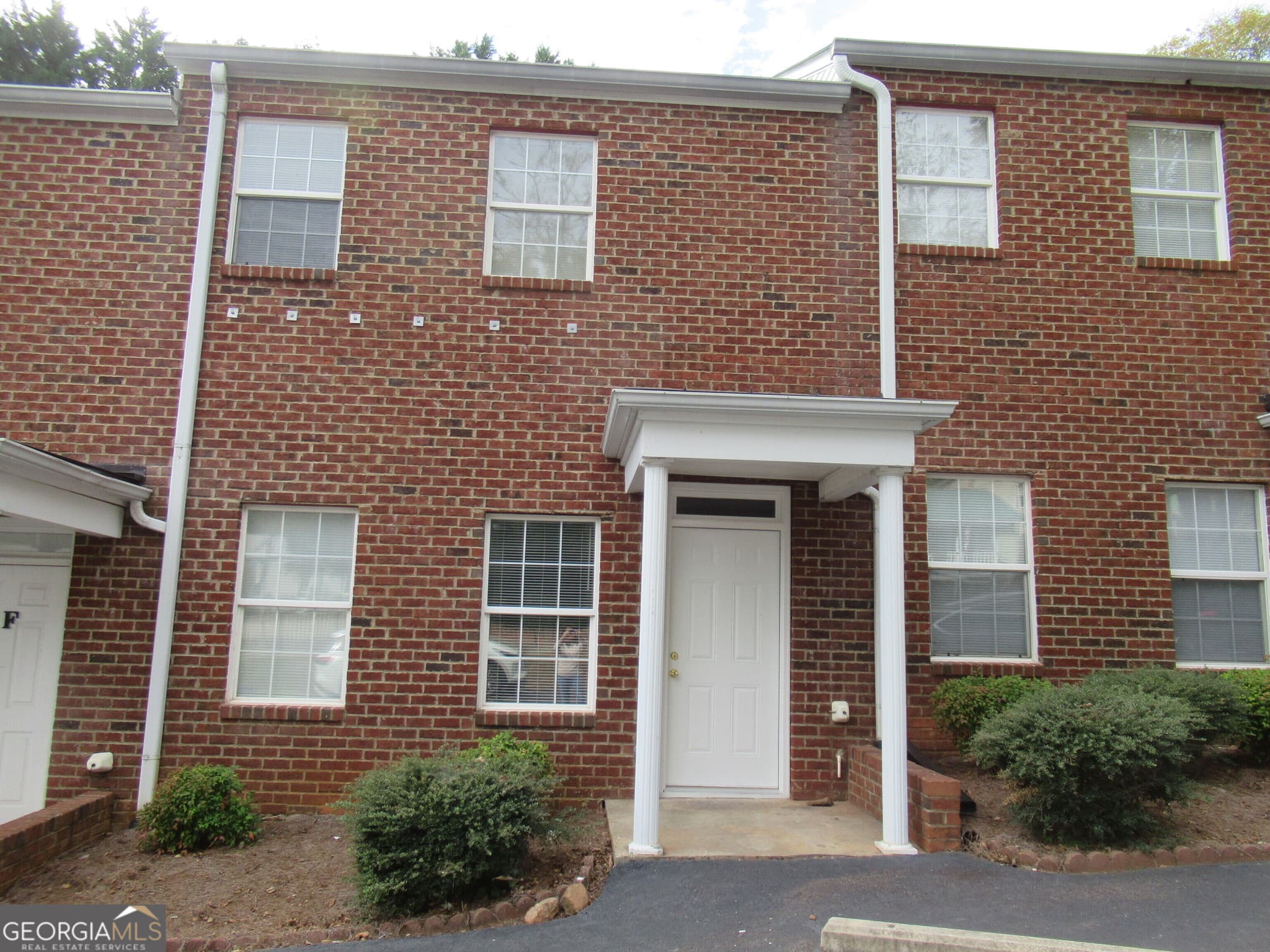 2 bedroom, 2.5 bathroom, 1,224 sq ft townhouse for rent at 110 Mechanic Street APT G, Dahlonega, GA 30533 for $1,500 a month