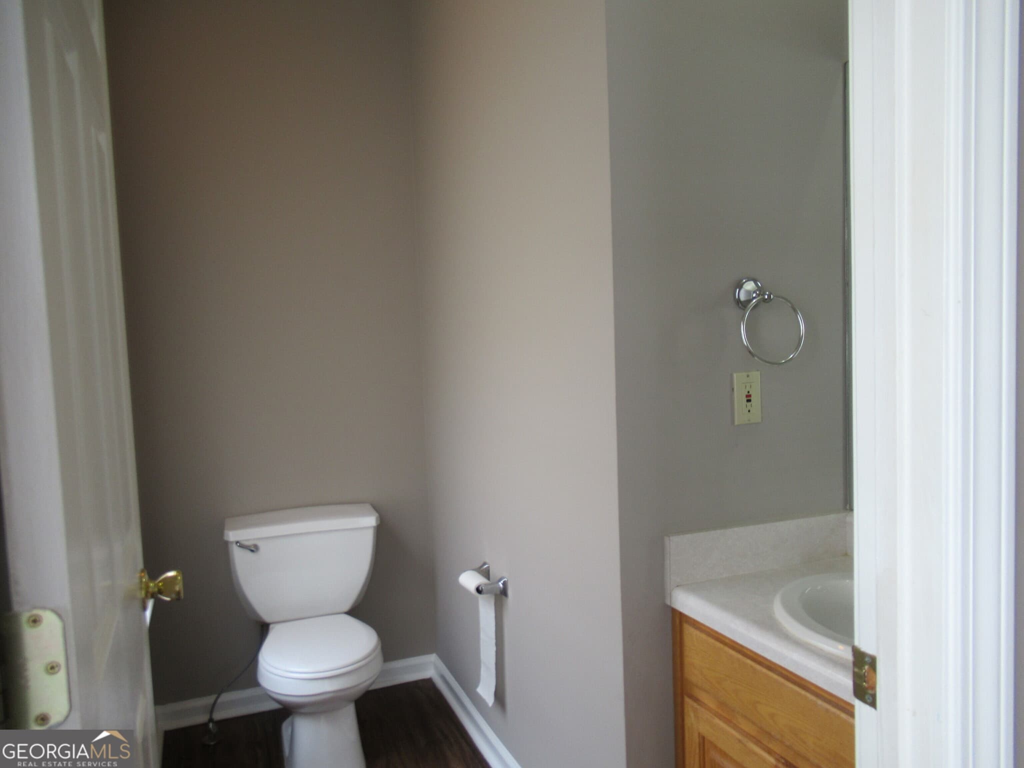 2 bedroom, 2.5 bathroom, 1,224 sq ft townhouse for rent at 110 Mechanic Street APT G, Dahlonega, GA 30533 for $1,500 a month — photo 5