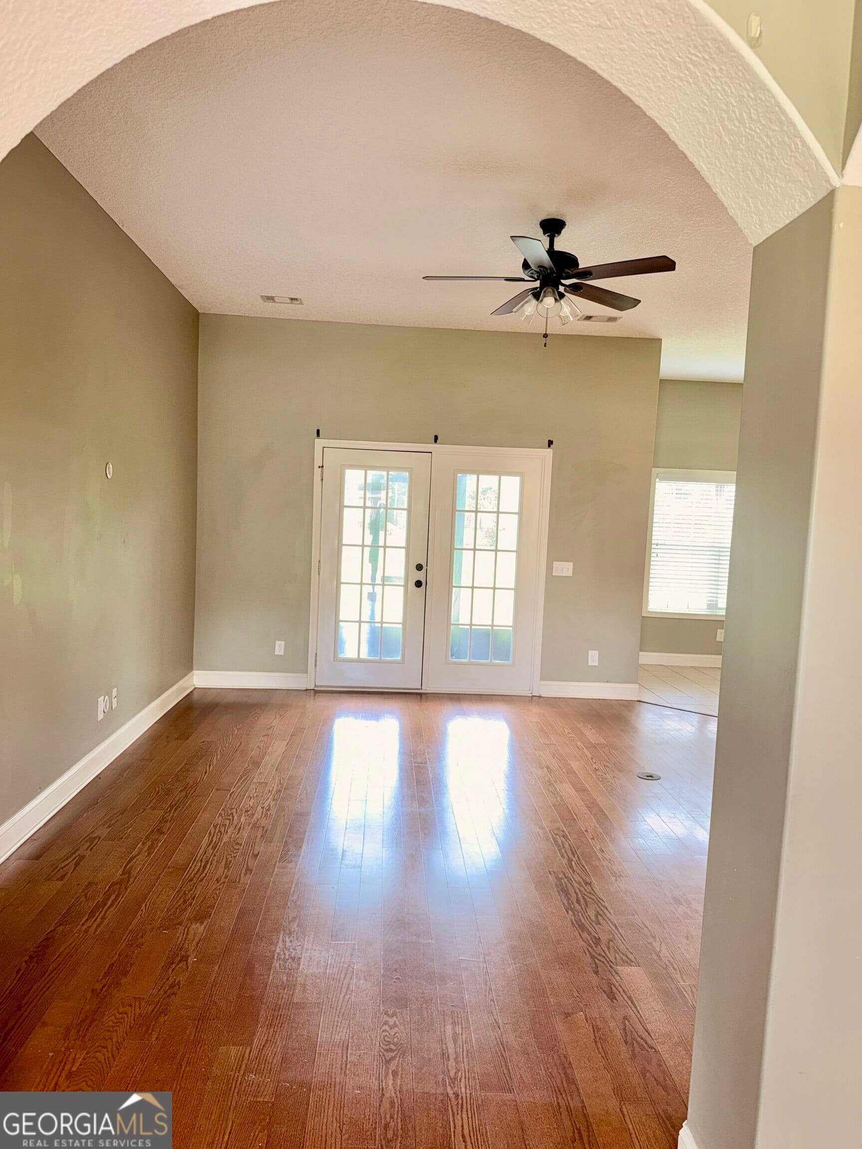 4 bedroom, 2 bathroom, 2,005 sq ft single family residence for rent at 1038 Sand Dollar Way, Brunswick, GA 31523 for $2,750 a month — photo 6