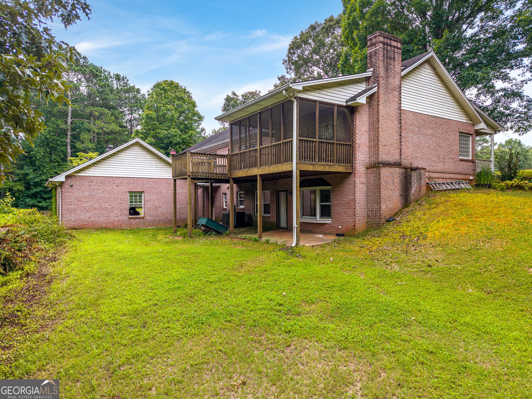 4 bedroom, 3.5 bathroom, 3,981 sq ft single family residence for sale at 25 Loon Lane, Ball Ground, GA 30107 — photo 6