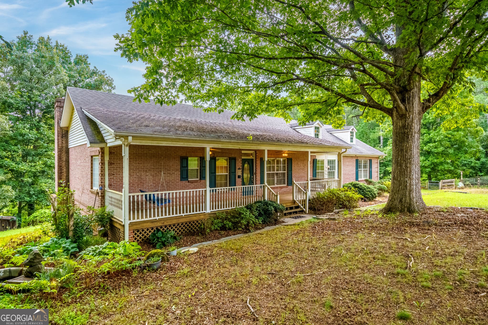4 bedroom, 3.5 bathroom, 3,981 sq ft single family residence for sale at 25 Loon Lane, Ball Ground, GA 30107 — photo 4