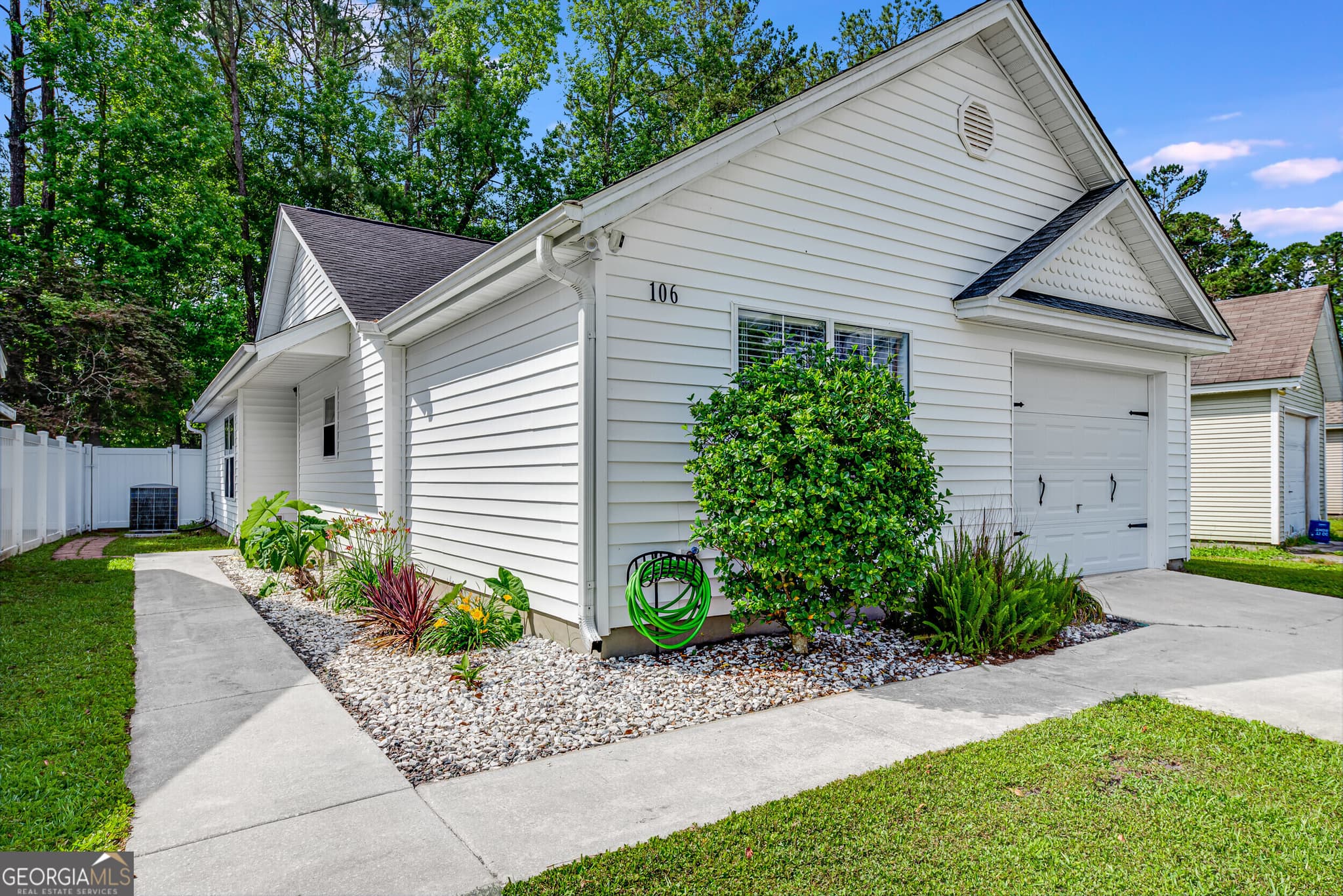 106 Leeward Court, Kingsland, GA 31548 — most recent listing photo