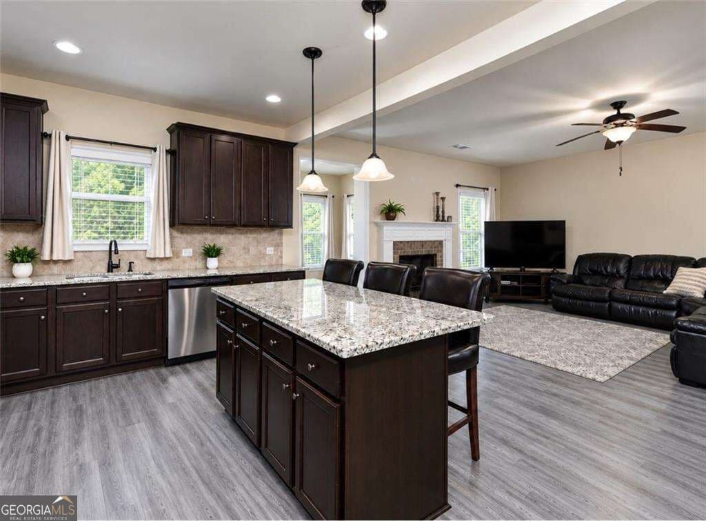5 bedroom, 3 bathroom, 2,716 sq ft single family residence for sale at 2009 River Falls Drive, Griffin, GA 30223 — photo 6