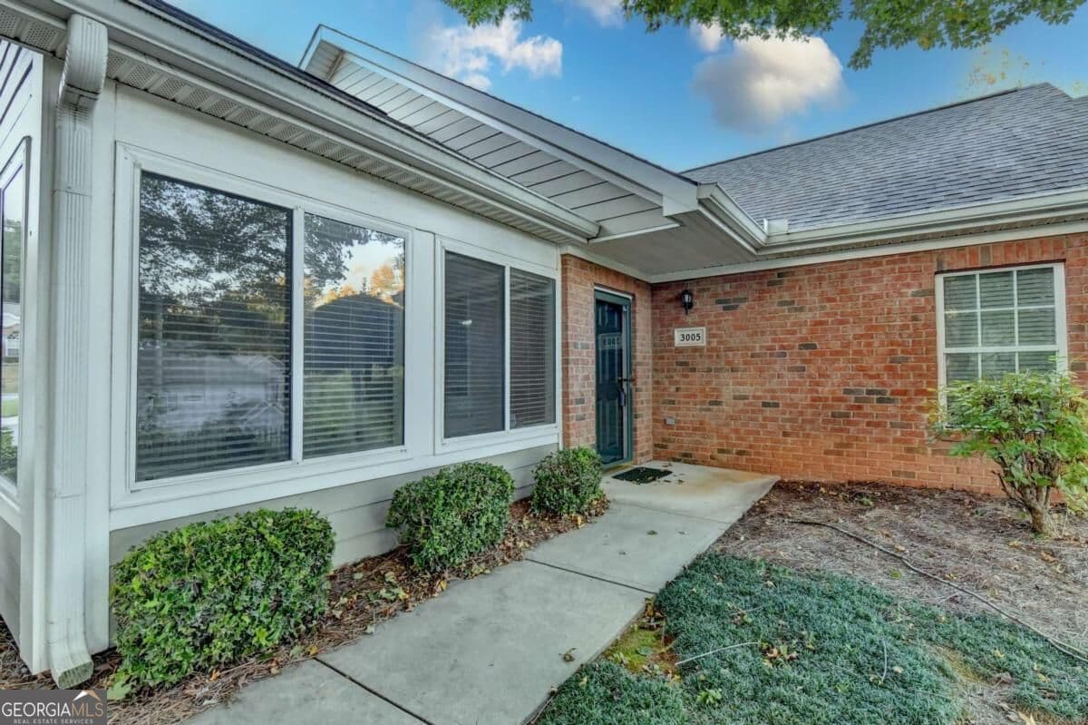 2 bedroom, 2 bathroom condominium for sale at 3005 Orchard Ridge Circle, Duluth, GA 30096 — photo 4