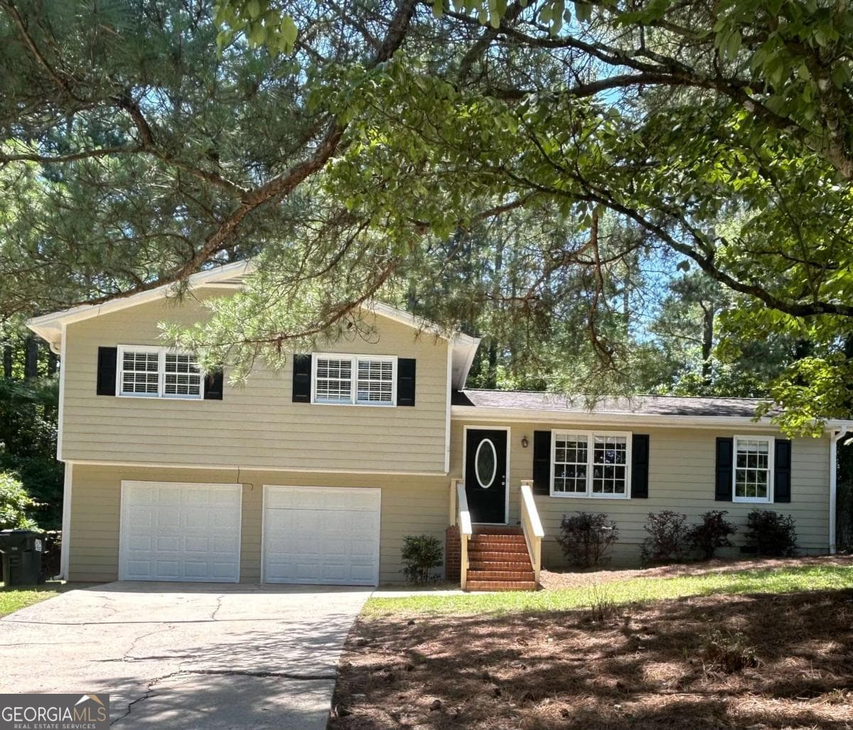 3 bedroom, 2 bathroom, 1,424 sq ft single family residence sold at 3692 Stoney View Drive, Marietta, GA 30062