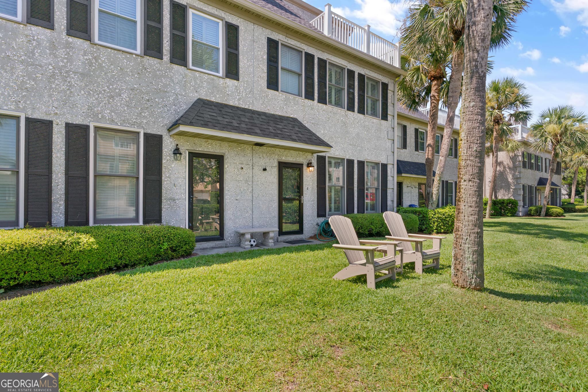 3 bedroom, 3 bathroom, 1,869 sq ft condominium for sale at 1035 Beachview Drive 19, St. Simons, GA 31522 — photo 2
