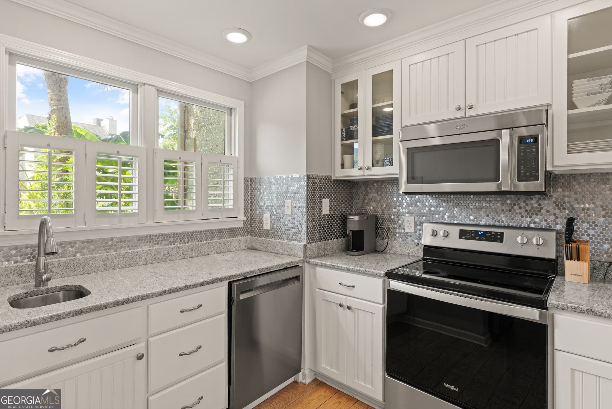 3 bedroom, 3 bathroom, 1,869 sq ft condominium for sale at 1035 Beachview Drive 19, St. Simons, GA 31522 — photo 8