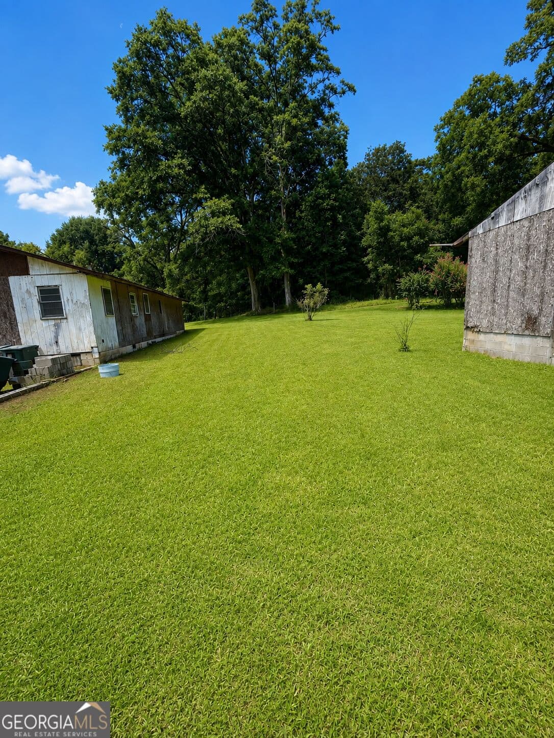 3 bedroom, 2 bathroom, 1,780 sq ft single family residence for sale at 211 Alice Walker Drive, Eatonton, GA 31024 — photo 4