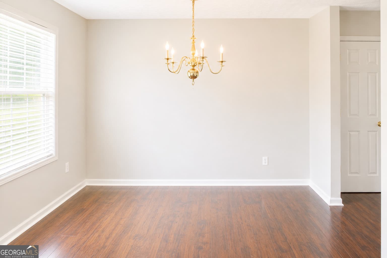 3 bedroom, 2 bathroom, 1,700 sq ft single family residence for sale at 904 Meadow Walk Drive, Monroe, GA 30656 — photo 9