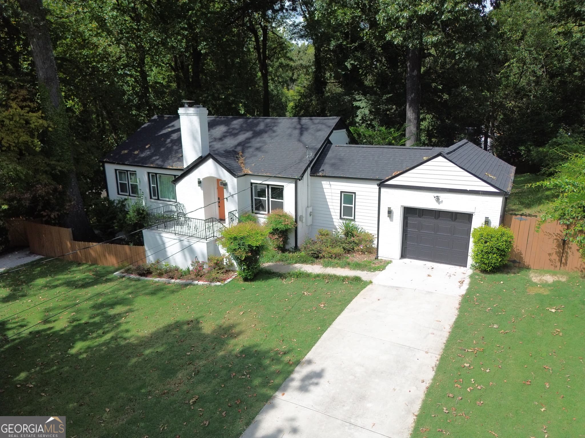 5 bedroom, 3 bathroom, 1,306 sq ft single family residence for sale at 10 Claire Drive, Atlanta, GA 30315 — photo 1 of 29