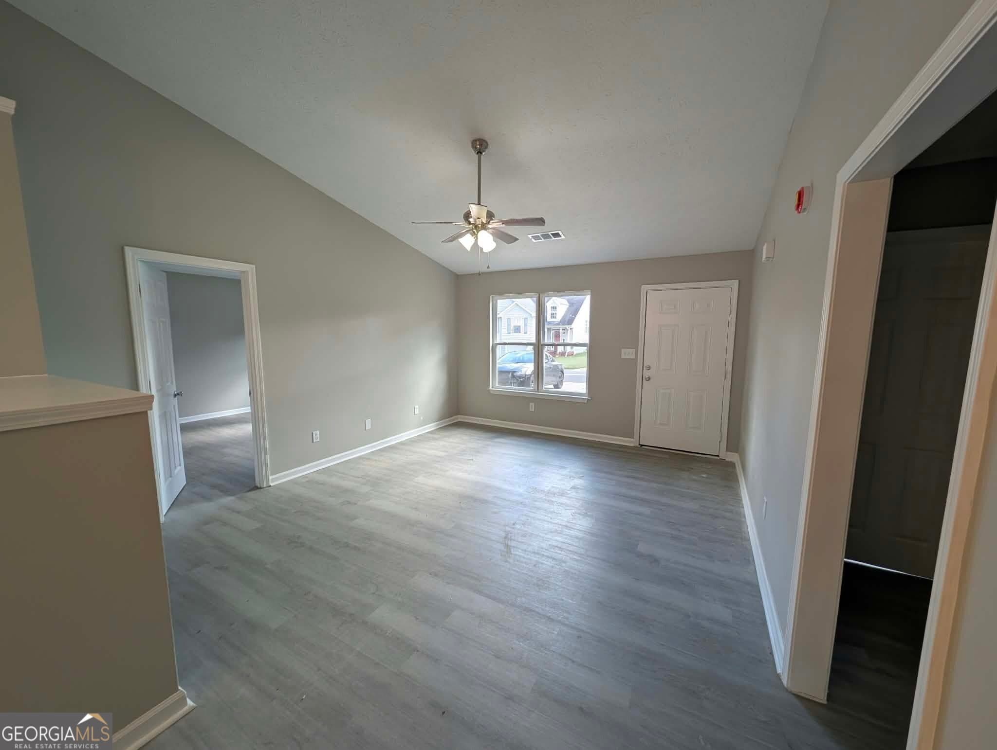 3 bedroom, 2 bathroom, 1,080 sq ft single family residence for sale at 143 Crystal Brook, Griffin, GA 30223 — photo 3