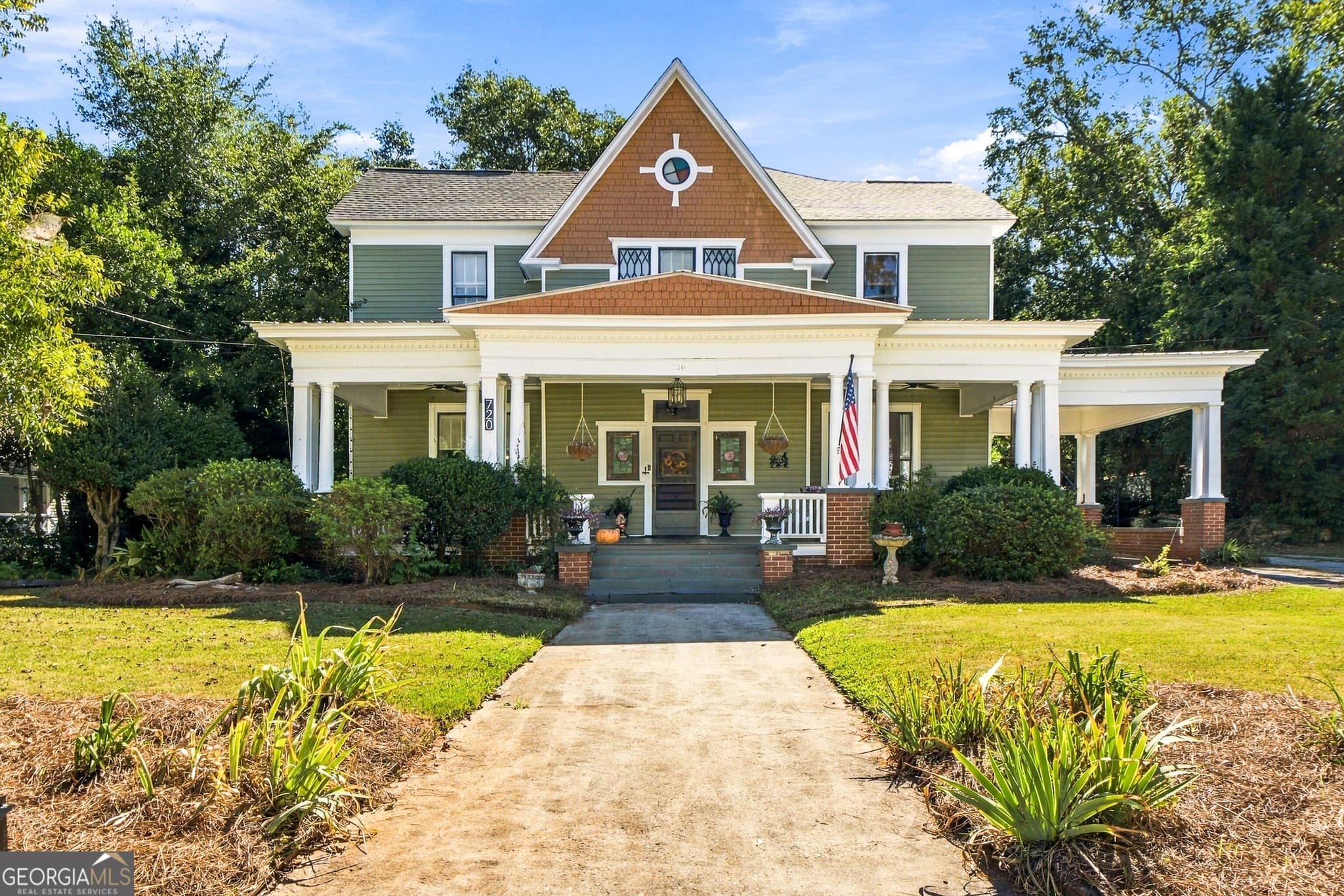 6 bedroom, 4 bathroom, 5,670 sq ft single family residence for sale at 720 Thomaston Street, Barnesville, GA 30204