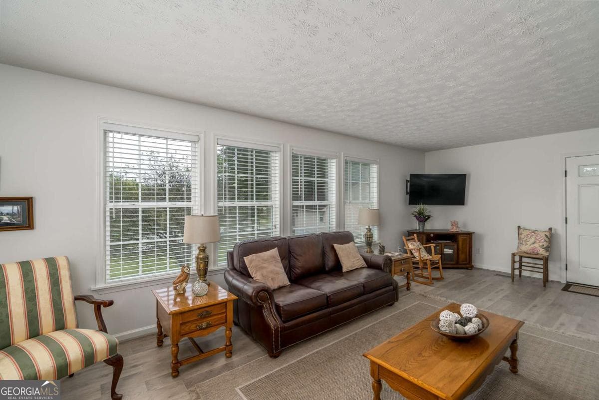 4 bedroom, 3 bathroom, 2,361 sq ft single family residence for sale at 1180 Green Briar Drive, Madison, GA 30650 — photo 10