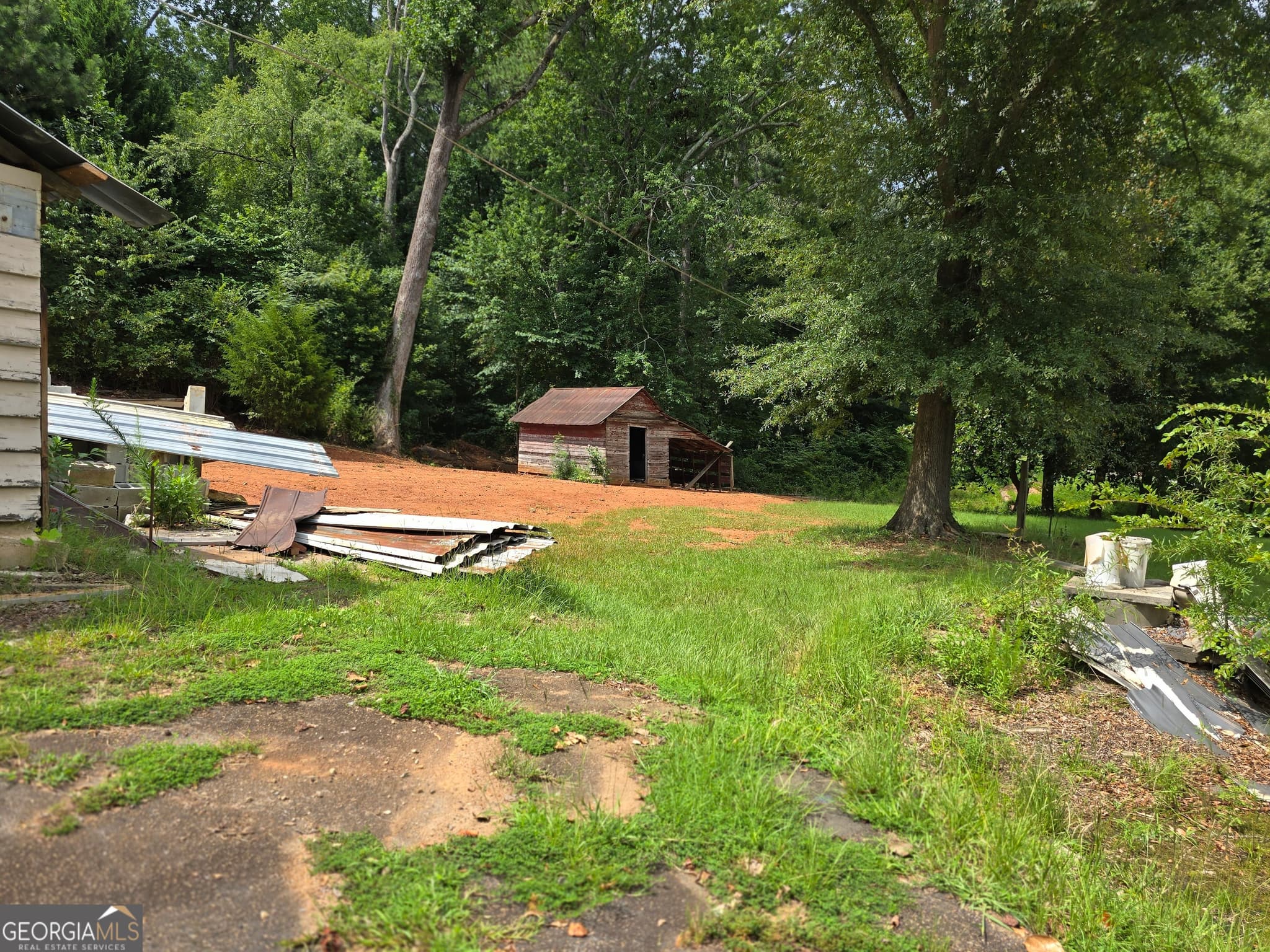 commercial for sale at 2715 Huff Drive, Lawrenceville, GA 30044 — photo 3