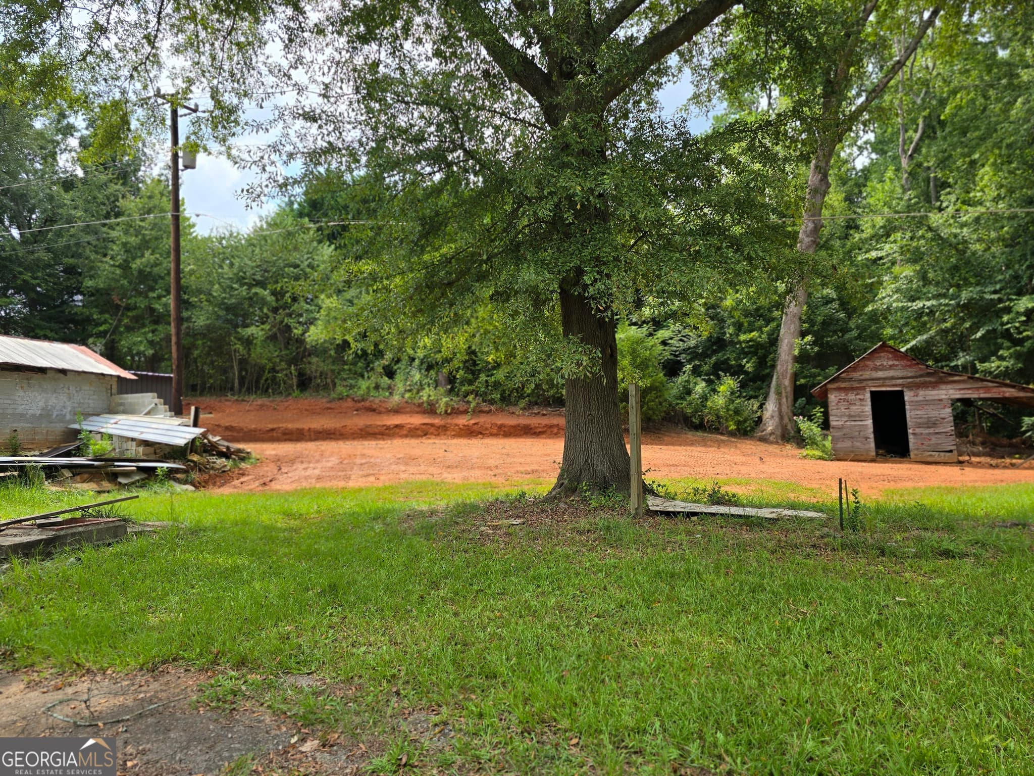 commercial for sale at 2715 Huff Drive, Lawrenceville, GA 30044 — photo 5
