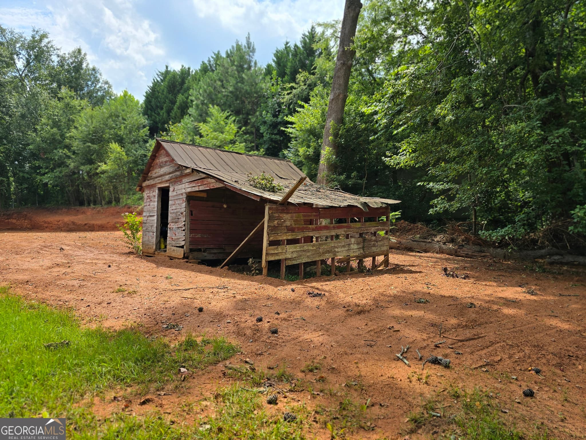 commercial for sale at 2715 Huff Drive, Lawrenceville, GA 30044 — photo 10