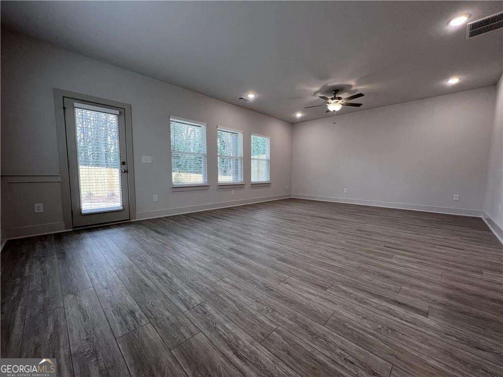 4 bedroom, 2.5 bathroom, 1,942 sq ft townhouse for rent at 4307 Fern River Bend, Norcross, GA 30093 for $2,700 a month — photo 9