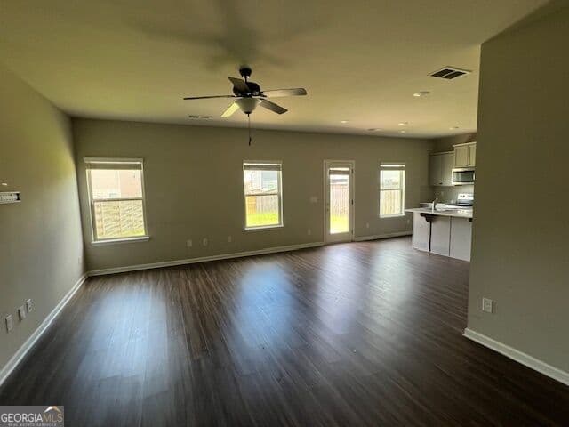 4 bedroom, 2.5 bathroom, 2,080 sq ft single family residence for sale at 11935 Brightside Parkway, Hampton, GA 30228 — photo 3