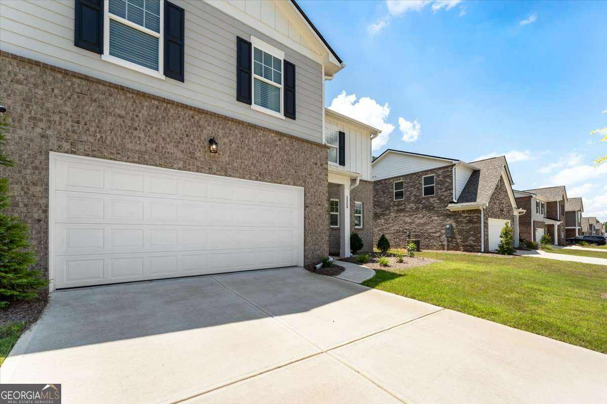 4 bedroom, 2.5 bathroom, 2,464 sq ft single family residence for rent at 2359 Argento Circle, Dacula, GA 30019 for $3,000 a month — photo 5
